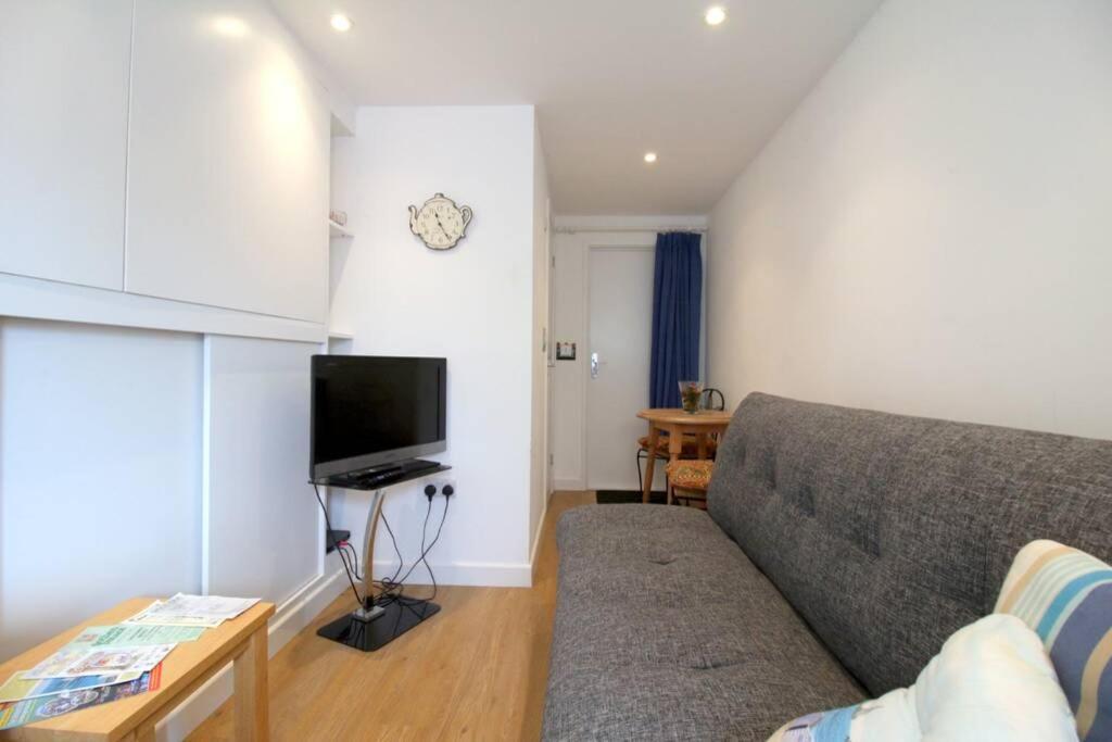 Pebbles Apartment By Air Premier Seaford Zewnętrze zdjęcie